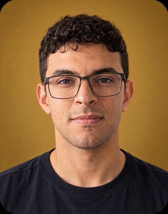 Karllos Eduardo, Designer at Witthaya Digital